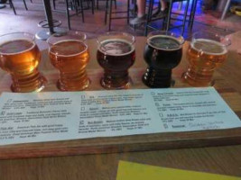 Oak Creek Brewing food