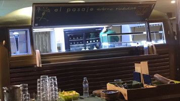 El Pasaje Sobre Ruedas food