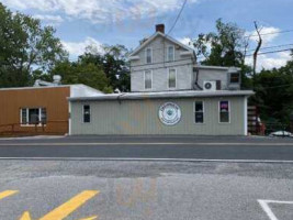 Cold Springs Inn Brewing Company outside