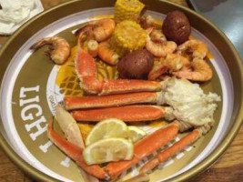 Lulu's Crab Boil food