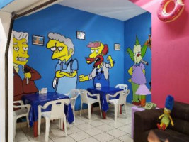 Simpson Burguer inside