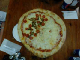 Doughboy’s Pizzeria food