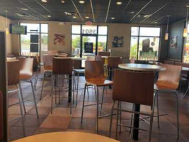 Taco Bell inside