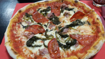 Mato Pizza food