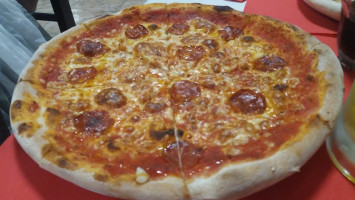 Mato Pizza food