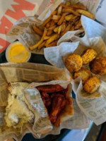 Wingstop food