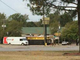 Waffle House outside