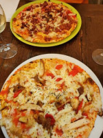 Fabian Pizzeria Puigcerda food