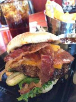 Red Robin Gourmet Burgers And Brews food