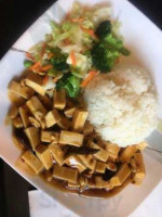 Sunny Han's Wok Grill food