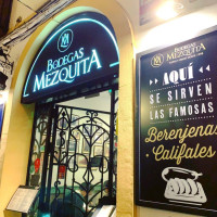 Bodegas Mezquita (cruz Del Rastro) inside