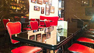 Caffe Bistrot la Locanda del Gatto Rosso inside