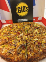 Gio's Pizzas food