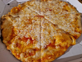 Harry's Pizzeria food