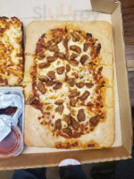 Pizza Hut food