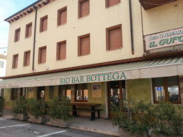 La Vecchia Stazione outside