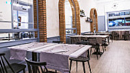 Pizzeria Le Arcate inside