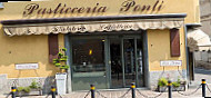 Pasticceria Ponti outside