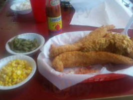 Sam's Southern Eatery food