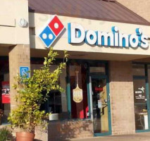 Domino's Pizza outside