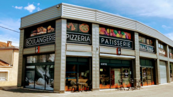 Boulangerie Marie Blachere inside