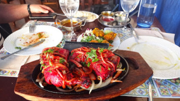 Taj Mahal Tandoori Lorca food