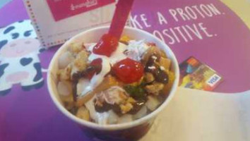 Menchie's Frozen Yogurt food