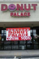 Donut Palace food