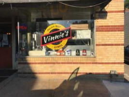 Vinnie's Italian Beef Gyros outside