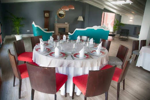 restaurant image