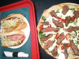 Paisano Pizzeria food