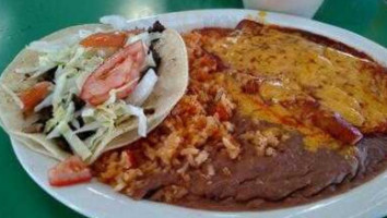 Arand's Taqueria food