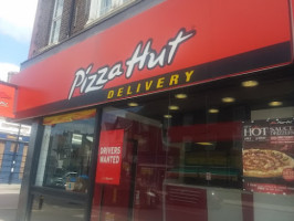 Pizza Hut Norbury food