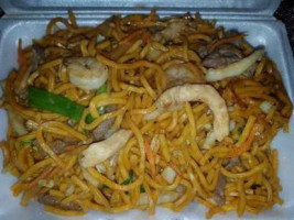 Hunan Wok Carry Out food