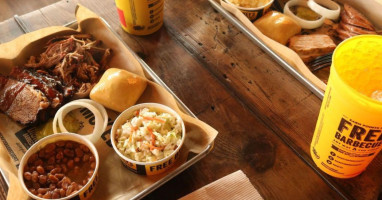 Dickey's Barbecue Pit food