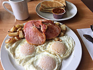 Crabby Patty's Family diner food