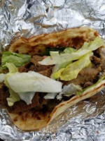 Zoi's Gyros Corner food