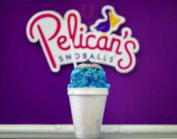 Pelican's Snoballs outside