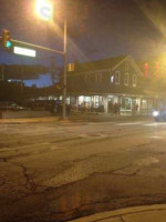 Blank Slate Creamery outside