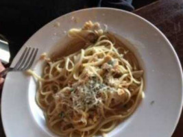 Ricci’s Trattoria food