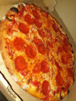 Vinnie's Pizza food