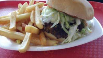 Lee's Hamburgers food