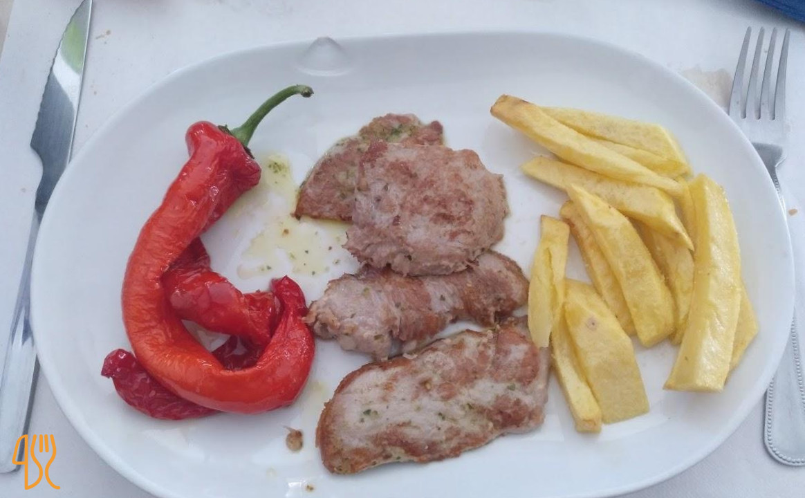 restaurant image