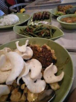 Indochili food