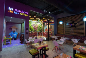 Nacion Sushi Brisas Del Golf inside