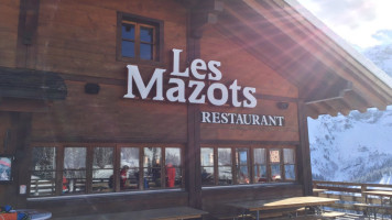 Les Mazots food