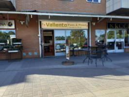 Vallento Pasta Och Pizzeria inside