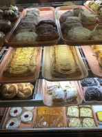 Oteri's Italian Bakery food