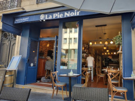 La Pie Noir food