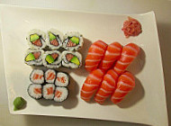 U Sushi food